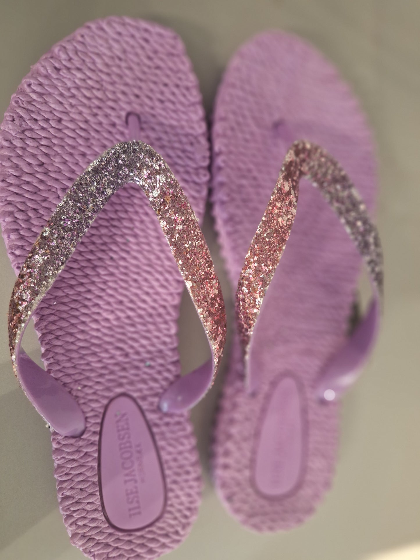 Ilse Jacobsen flip flops