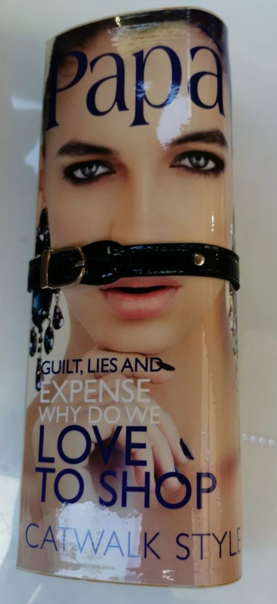 Paparazzi Magazine Clutch Bag