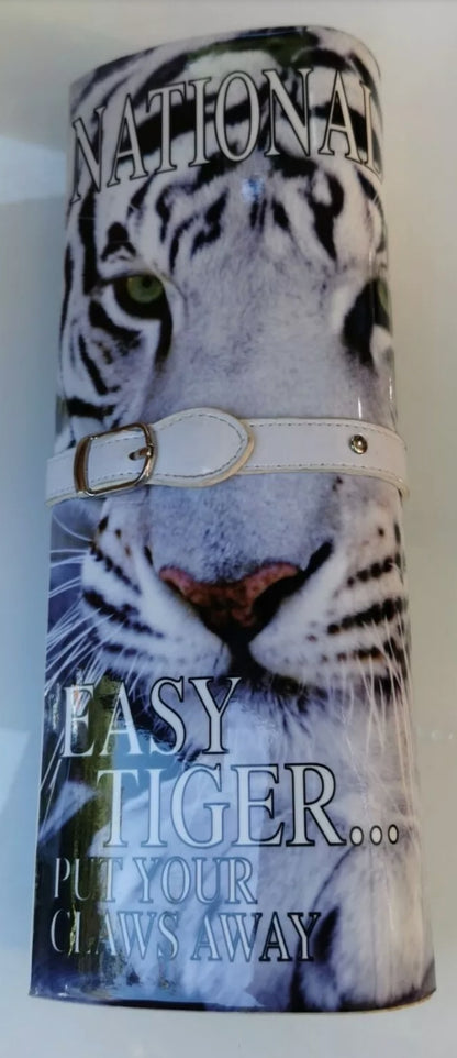 Paparazzi Magazine Clutch Bag